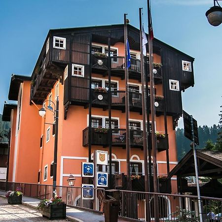 Hotel Posta R.T.A. Мадонна-ди-Кампильо Экстерьер фото