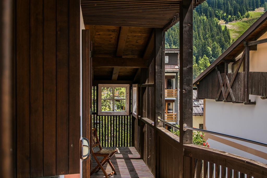 Hotel Posta R.T.A. Мадонна-ди-Кампильо Экстерьер фото